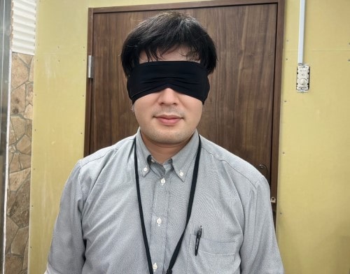 マイクロファイバーアイマスク着用図